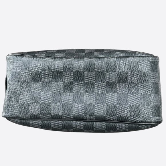 Louis Vuitton Damier Graphite Toiletry Pouch - Picture 5 of 6